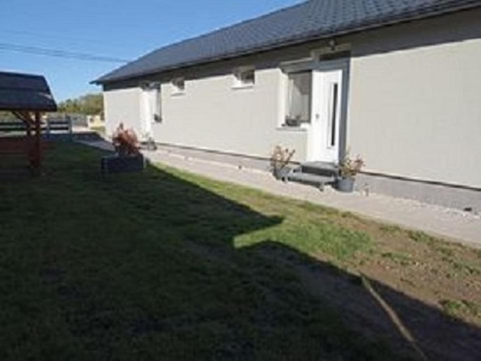 Sueni Apartman Ordacsehi Exterior foto