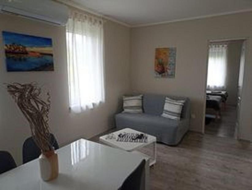 Sueni Apartman Ordacsehi Exterior foto